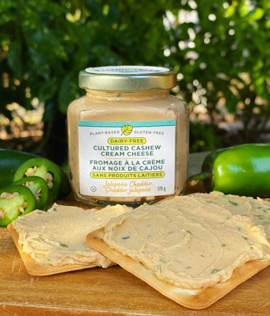 Living Tree Foods Dairy Free Plant Based Gluten Free Jalapeno Cheddar Cultured Cashew Cream Cheese, 170 g