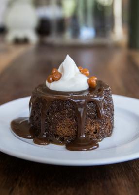 THE STICKY TOFFEE PUDDING COMPANY Sticky Toffee Pudding 141g