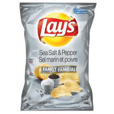 Lay's Sea Salt & Pepper Flavoured Potato Chips, 270 g