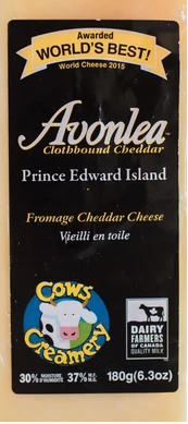 AVONLEA CHEDDAR Wedge