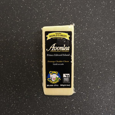 Cows Creamery Prince Edward Island Avonlea Cheddar Cheese, 180 g