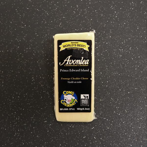 Cows Creamery Prince Edward Island Avonlea Cheddar Cheese, 180 g